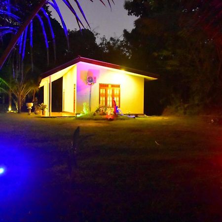 Lake Forest Lodge Udawalawe Bagian luar foto