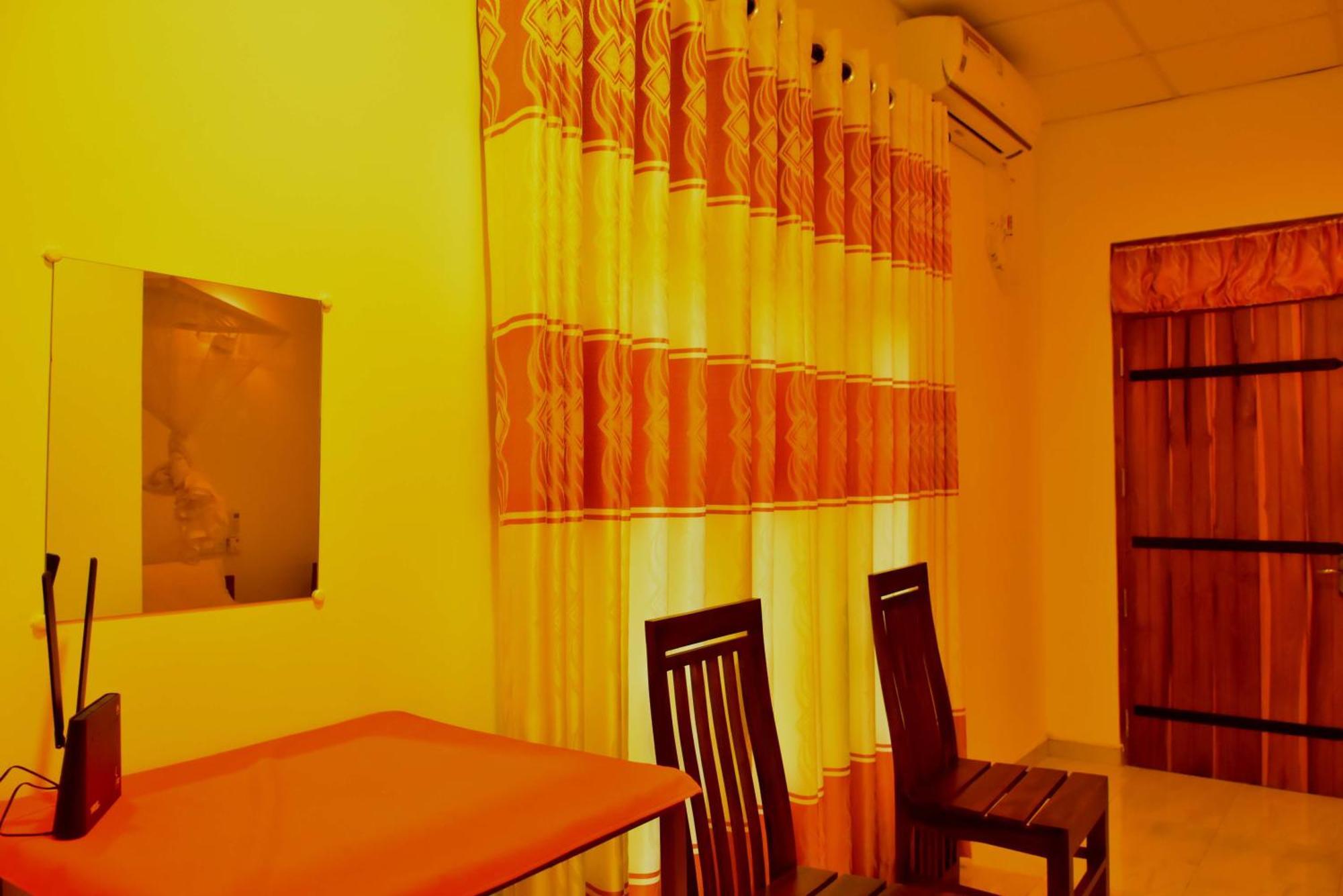 Lake Forest Lodge Udawalawe Bagian luar foto