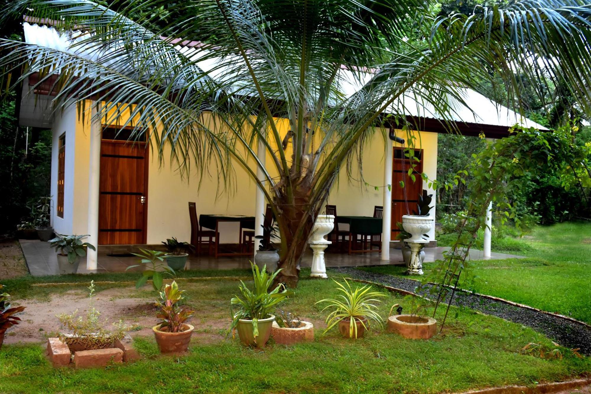 Lake Forest Lodge Udawalawe Bagian luar foto
